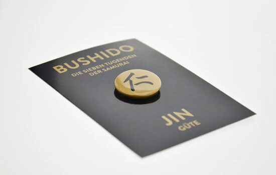 Ženkliukai, magnetukai, apsauginės kortelės ir reklaminiai aksesuarai